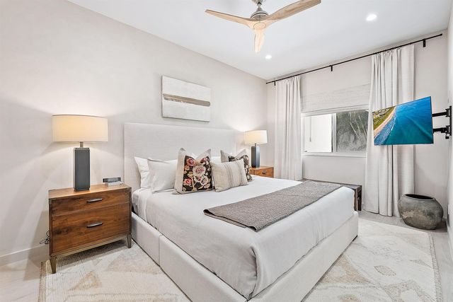 220 Atlantic Avenue 3, Palm Beach, FL 33480