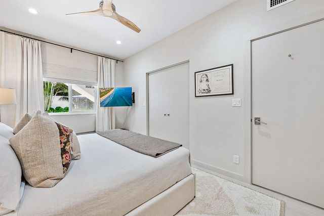 220 Atlantic Avenue 3, Palm Beach, FL 33480