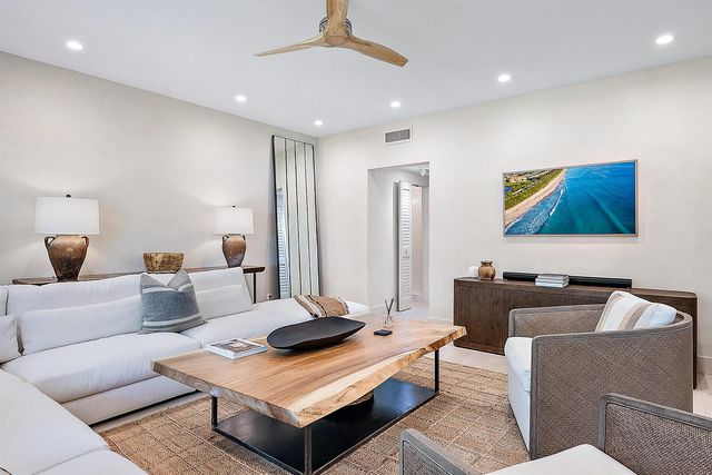 220 Atlantic Avenue 3, Palm Beach, FL 33480