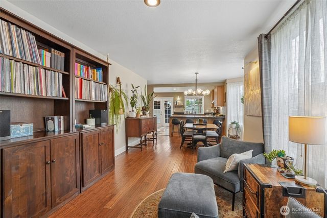 709 W 24th Street, Vancouver, WA 98660