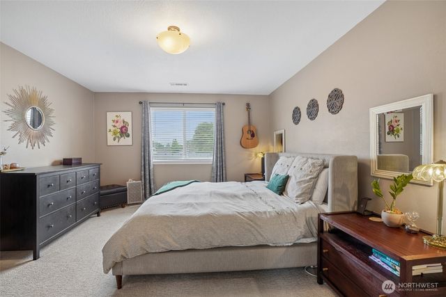 709 W 24th Street, Vancouver, WA 98660
