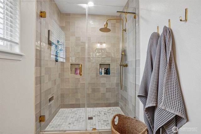 709 W 24th Street, Vancouver, WA 98660