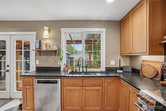 709 W 24th Street, Vancouver, WA 98660