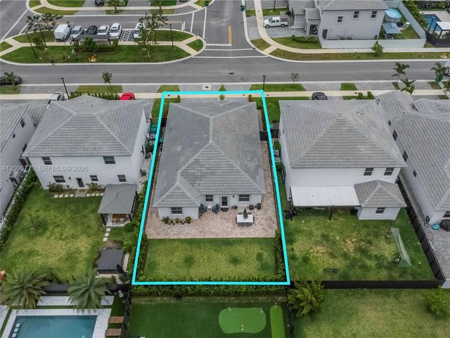 14836 SW 162nd St, Miami, FL 33187