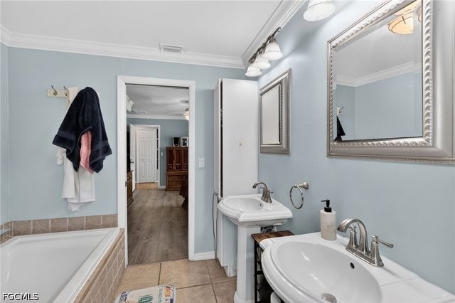 1405 SE 24th ST, Cape Coral, FL 33990