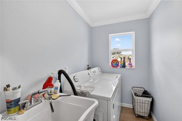 1405 SE 24th ST, Cape Coral, FL 33990