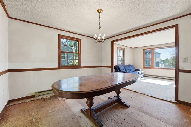79 Gerrard Ave, East Longmeadow, MA 01028