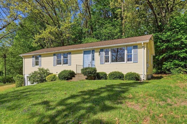 79 Gerrard Ave, East Longmeadow, MA 01028