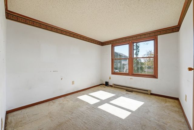 79 Gerrard Ave, East Longmeadow, MA 01028