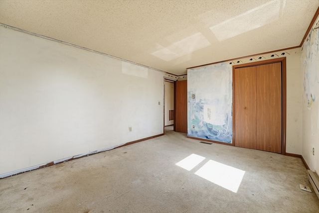 79 Gerrard Ave, East Longmeadow, MA 01028