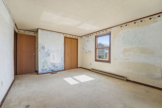 79 Gerrard Ave, East Longmeadow, MA 01028