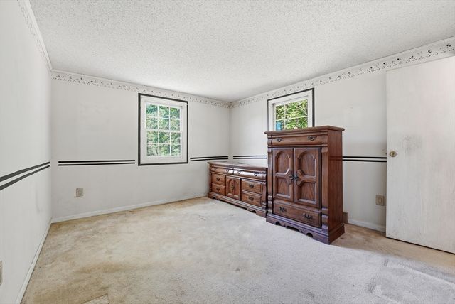 79 Gerrard Ave, East Longmeadow, MA 01028
