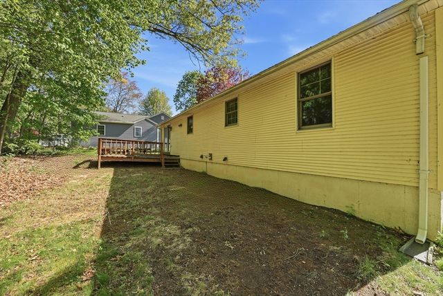 79 Gerrard Ave, East Longmeadow, MA 01028