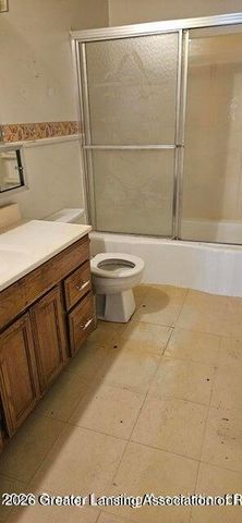 3220 W Miller Road, Lansing, MI 48911