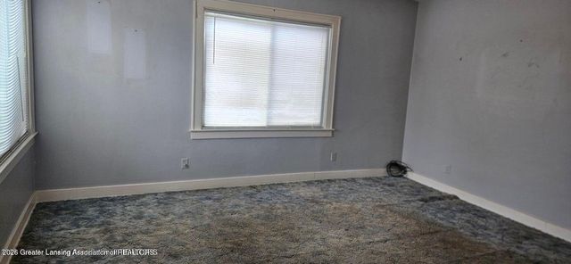3220 W Miller Road, Lansing, MI 48911