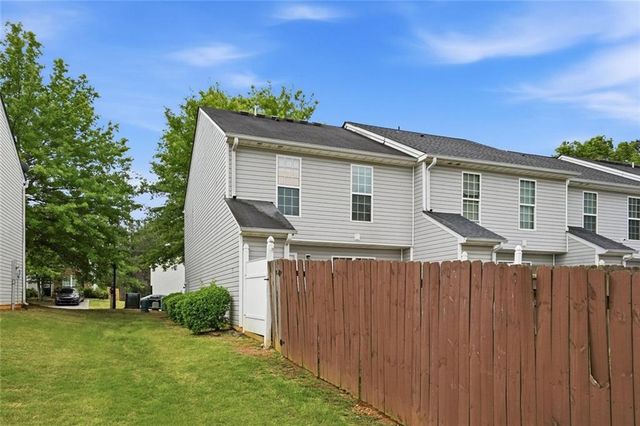 1792 Gold Finch Way, Austell, GA 30168