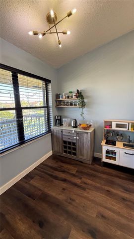 4712 E Lucerne Lakes Blvd E 202, Lake Worth, FL 33467