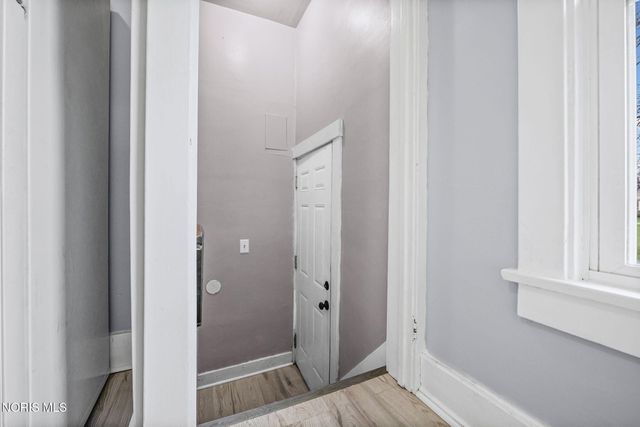 125 W Mcpherson Avenue, Findlay, OH 45840