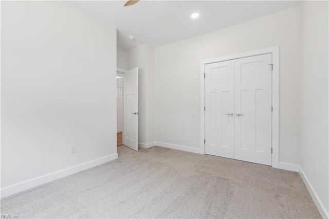 6912 Sunset Cove LN, Gloucester, VA 23061