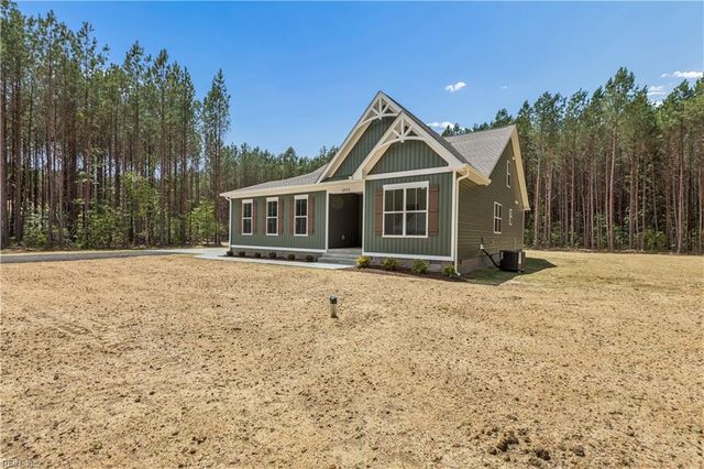 6912 Sunset Cove LN, Gloucester, VA 23061