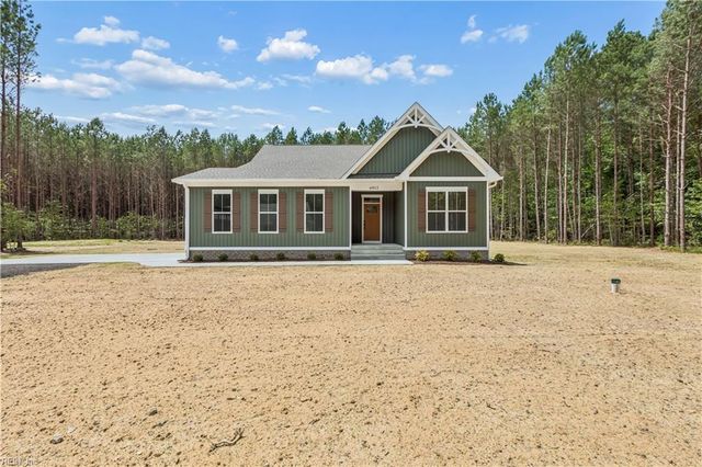 6912 Sunset Cove LN, Gloucester, VA 23061