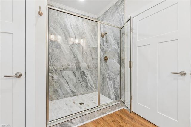 6912 Sunset Cove LN, Gloucester, VA 23061