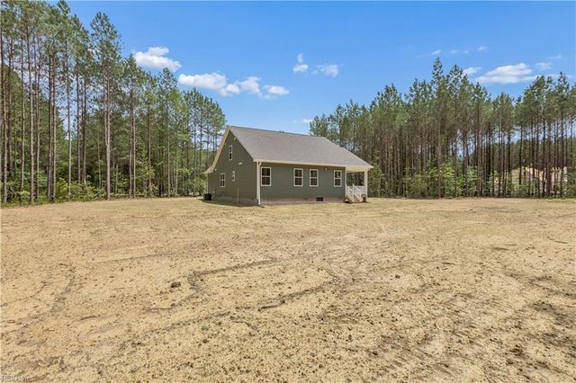 6912 Sunset Cove LN, Gloucester, VA 23061