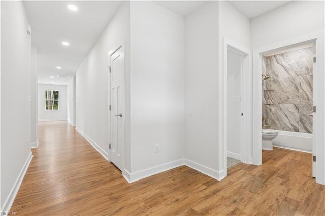 6912 Sunset Cove LN, Gloucester, VA 23061