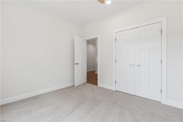 6912 Sunset Cove LN, Gloucester, VA 23061