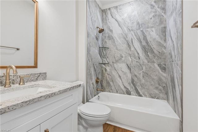 6912 Sunset Cove LN, Gloucester, VA 23061