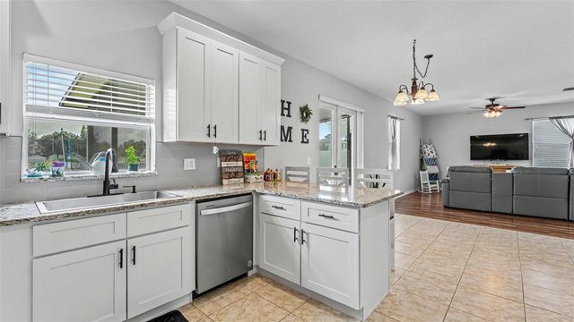 2746 WALDEN WOODS DRIVE, Plant City, FL 33566