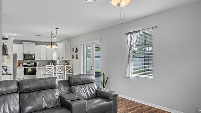 2746 WALDEN WOODS DRIVE, Plant City, FL 33566
