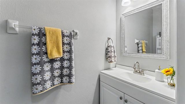 2746 WALDEN WOODS DRIVE, Plant City, FL 33566