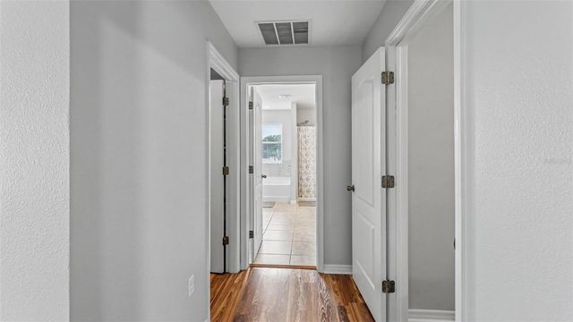 2746 WALDEN WOODS DRIVE, Plant City, FL 33566
