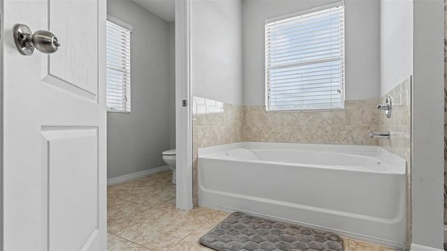 2746 WALDEN WOODS DRIVE, Plant City, FL 33566