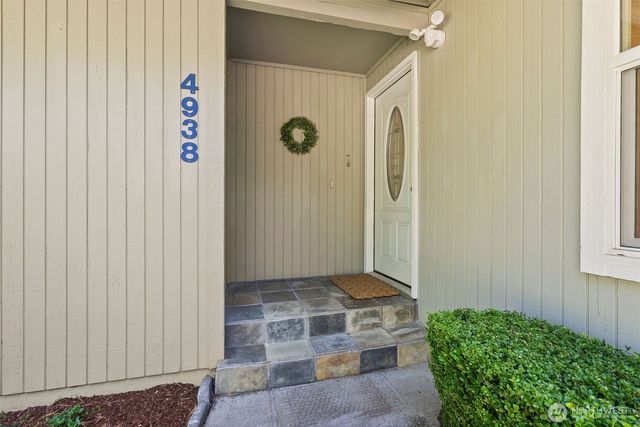 4938 Hilton Road NE, Olympia, WA 98516