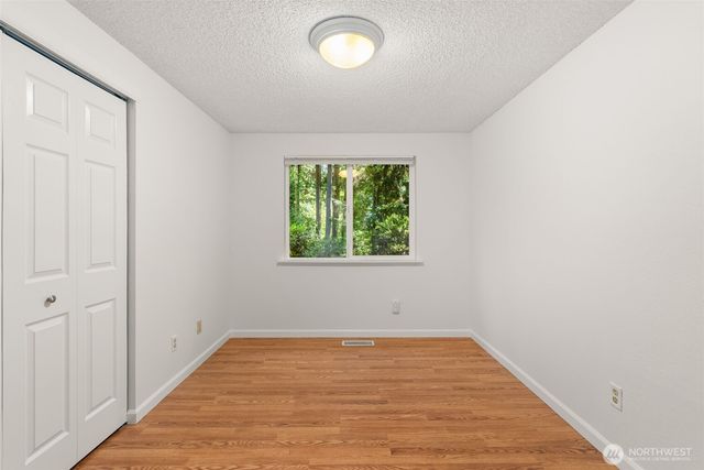 4938 Hilton Road NE, Olympia, WA 98516