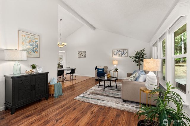 4938 Hilton Road NE, Olympia, WA 98516