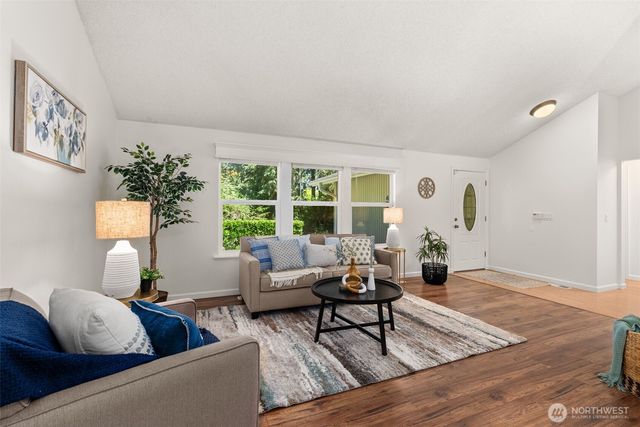 4938 Hilton Road NE, Olympia, WA 98516