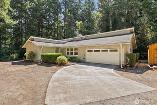 4938 Hilton Road NE, Olympia, WA 98516