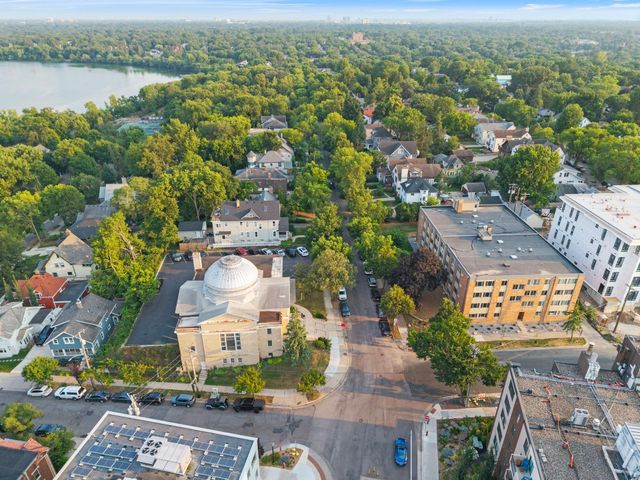 4400 Upton Avenue S 203, Minneapolis, MN 55410