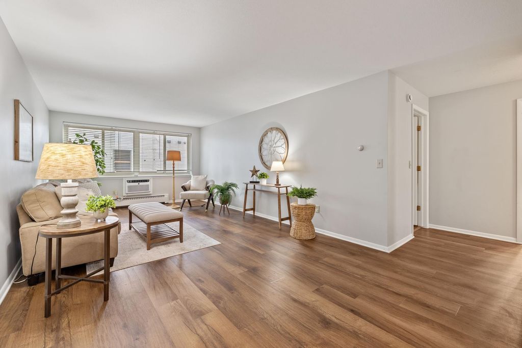 4400 Upton Avenue S 203, Minneapolis, MN 55410 — photo 5