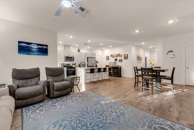 3622 Ginny Court, Redding, CA 96001