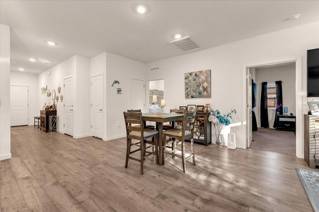 3622 Ginny Court, Redding, CA 96001