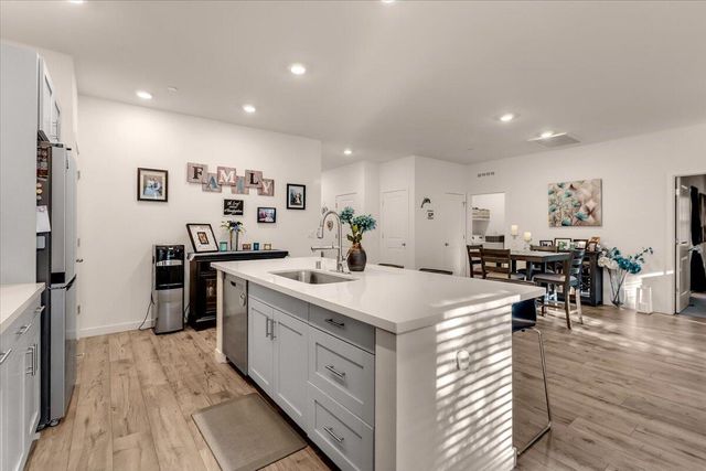 3622 Ginny Court, Redding, CA 96001