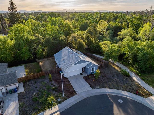 3622 Ginny Court, Redding, CA 96001