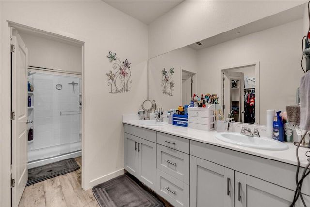 3622 Ginny Court, Redding, CA 96001