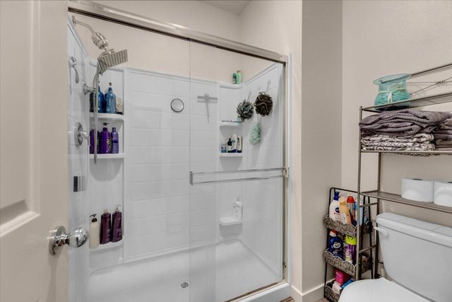 3622 Ginny Court, Redding, CA 96001