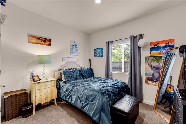 3622 Ginny Court, Redding, CA 96001