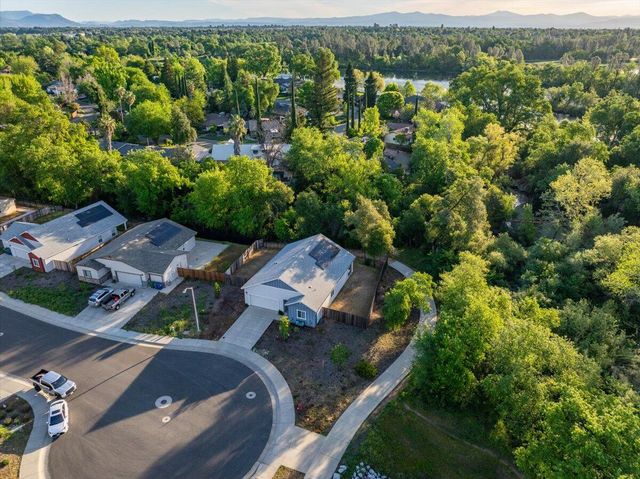 3622 Ginny Court, Redding, CA 96001
